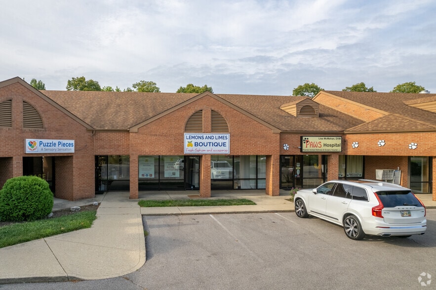 More Photos Of 11900-11920 Montgomery Rd, Cincinnati General Retail For Lease