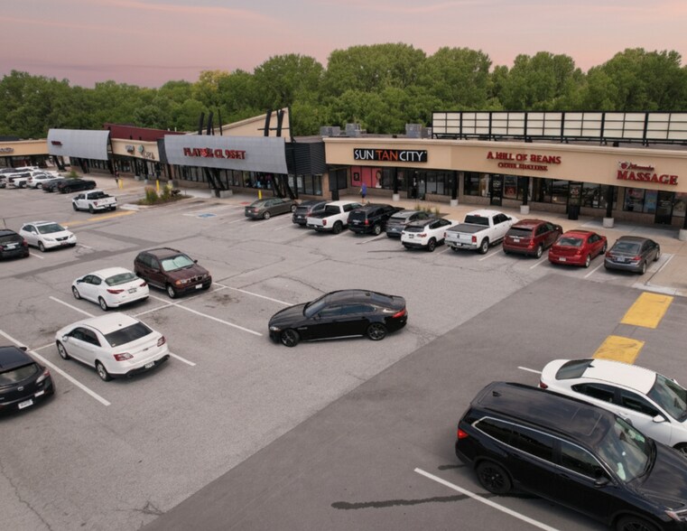 More Photos Of 14404-14630 W Center Rd, Omaha Unknown For Lease