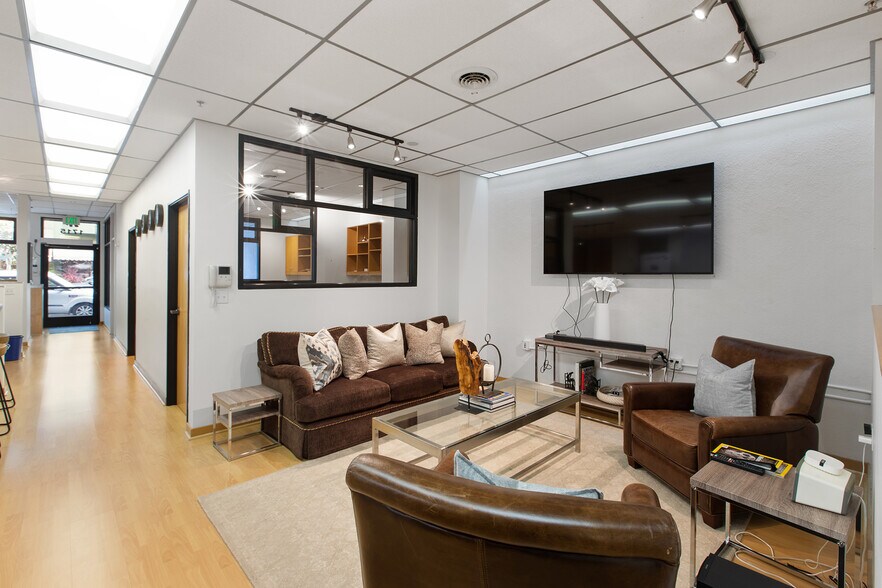 More Photos Of 1715 Polk St, San Francisco Apartments For Sale