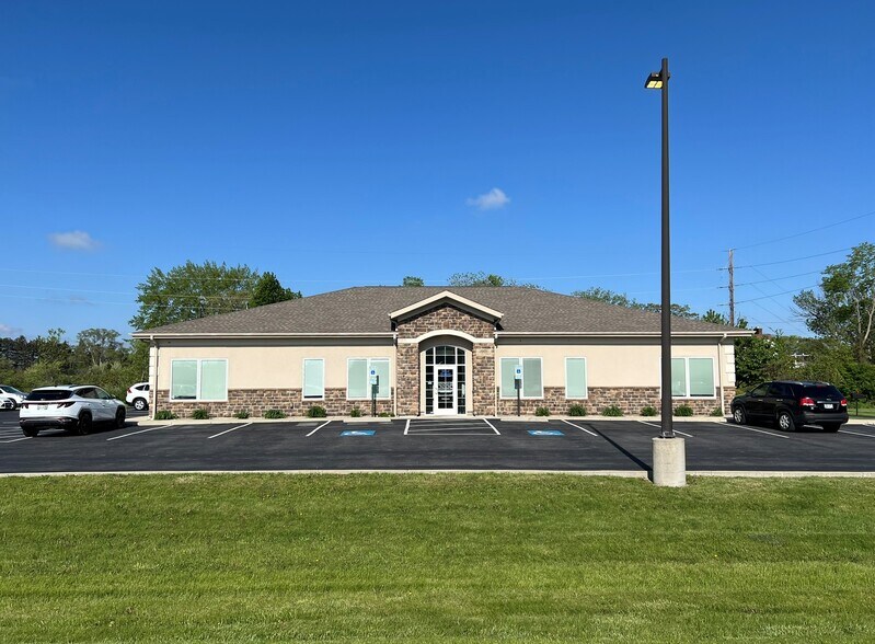 Primary Photo Of 2006 East Harbor Rd, Port Clinton Medical For Sale