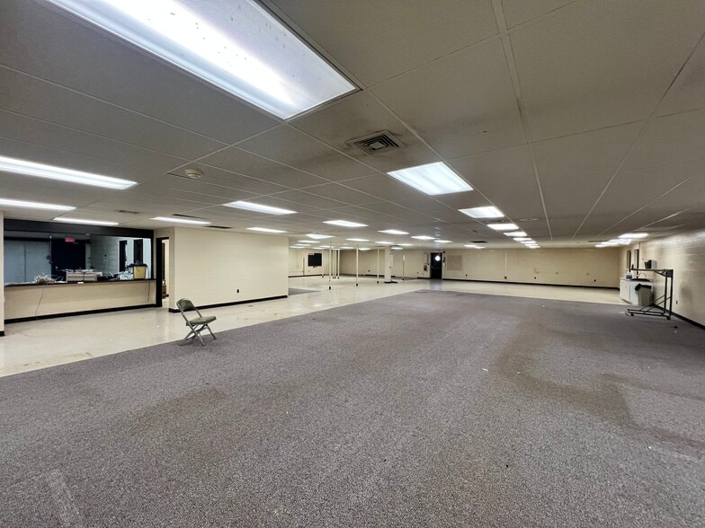 More Photos Of 160 Unionville Rd, Butler Light Distribution For Sale