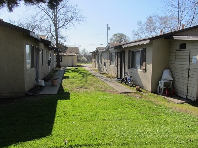 More Photos Of 1705 Kenwood St, Sacramento Apartments For Sale