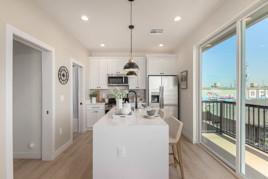 More Photos Of 1728 W Sherman St, Phoenix Apartments For Sale