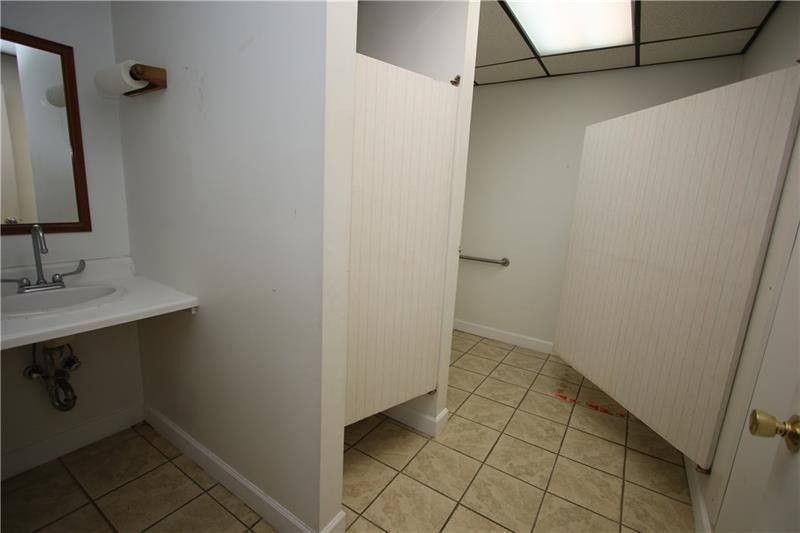 More Photos Of 600 Park Ave, Monongahela Office For Lease