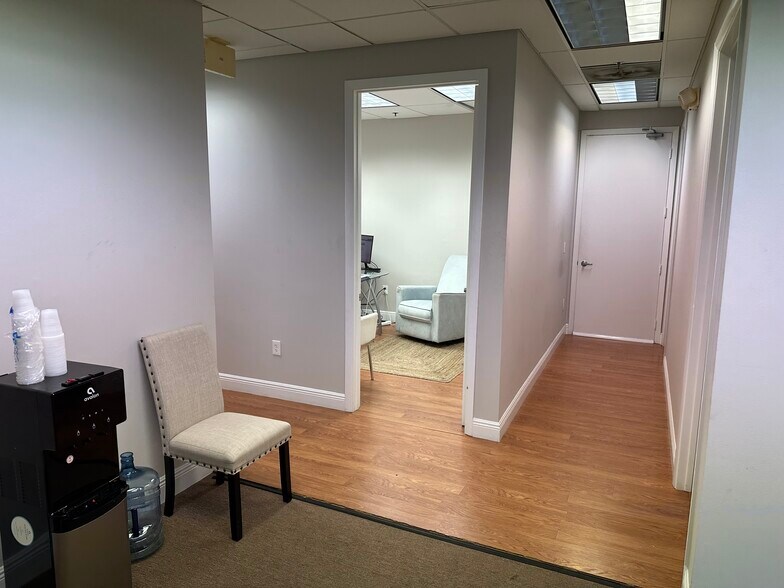 More Photos Of 2900 High Ridge Rd, Boynton Beach Warehouse For Lease