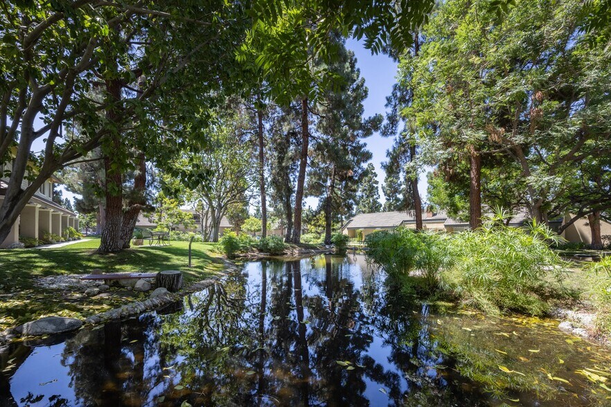 More Photos Of 1516 Brookhollow Dr, Santa Ana Medical For Lease