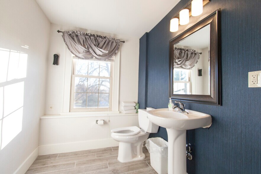 More Photos Of 719 US Highway 206, Hillsborough Medical For Lease