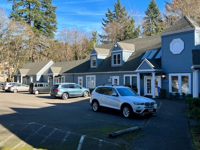 More Photos Of 15110 SW Boones Ferry Rd, Lake Oswego Office For Lease