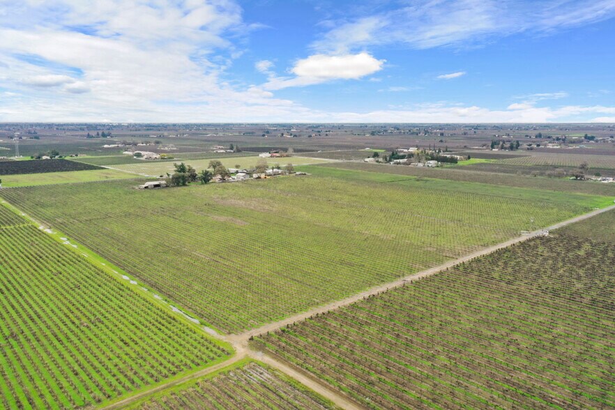 More Photos Of 20325 N Ray Rd, Lodi Land For Sale