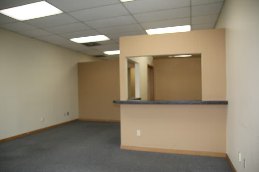 More Photos Of 1530-1640 SE 9th Ave, Albany Unknown For Lease