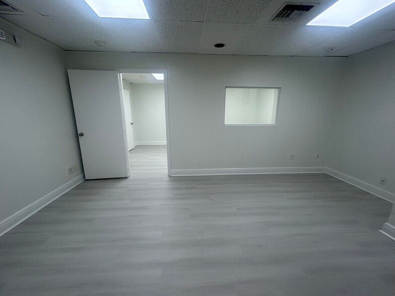 More Photos Of 10191 W Sample Rd, Coral Springs Office For Lease