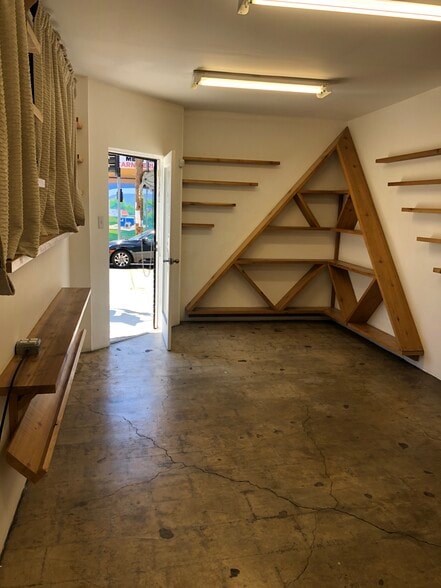 More Photos Of 3351 Fletcher Dr, Los Angeles Freestanding For Lease