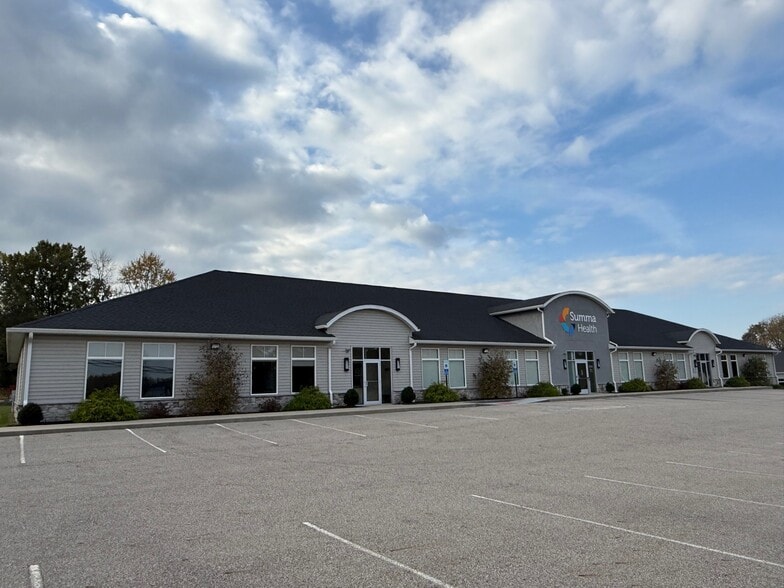 Primary Photo Of 7034 Braucher St NW, Canton Office For Lease