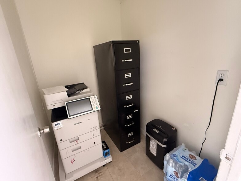 More Photos Of 801 Monterey St, Coral Gables Medical For Lease