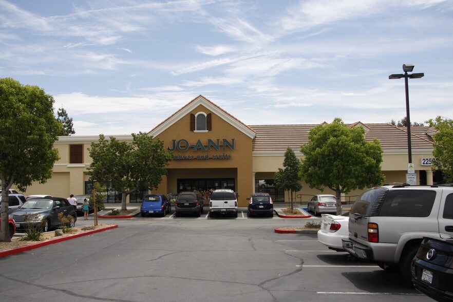 More Photos Of 2210-2280 Griffin Way, Corona Unknown For Lease