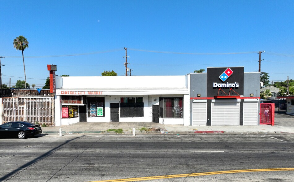 More Photos Of 10209 S Central Ave, Los Angeles Convenience Store For Lease