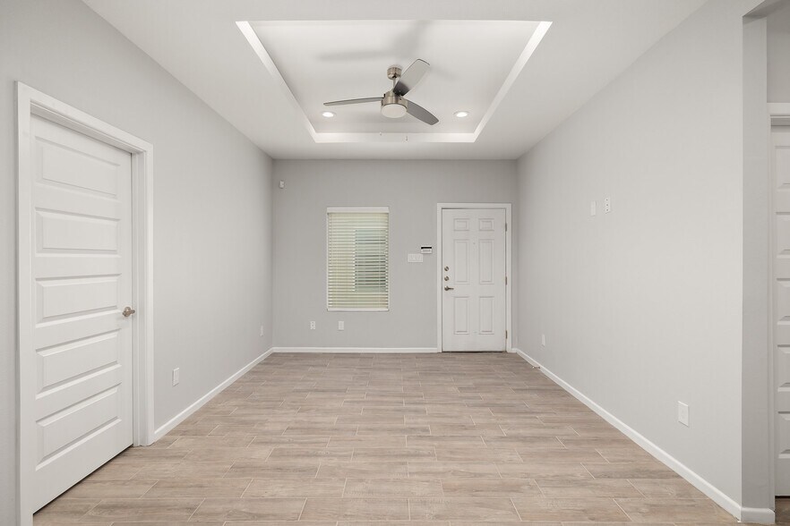 More Photos Of 1601 Hyatt Ave, Pharr Multifamily For Sale