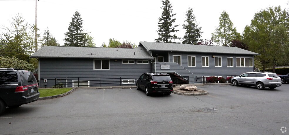 More Photos Of 104 Tremont Ave, Port Orchard Medical For Sale