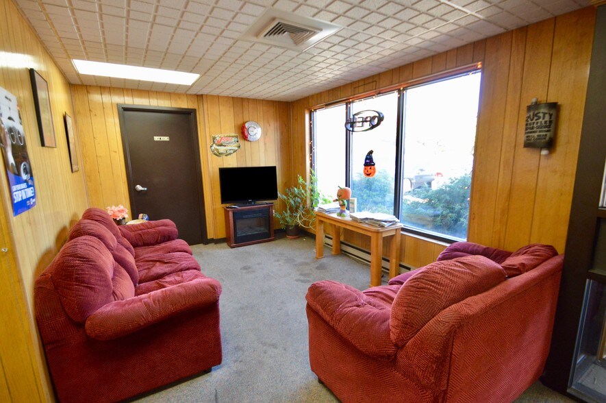 More Photos Of 8763 Pa Route 873, Slatington Warehouse For Sale