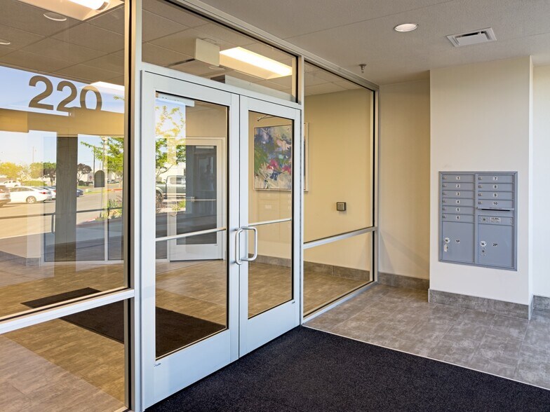 More Photos Of 220 N 2200 W, Salt Lake City Office For Sale