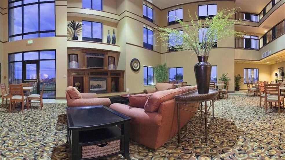 More Photos Of 2631 Enterprise Rd, Goodland Hotel For Sale