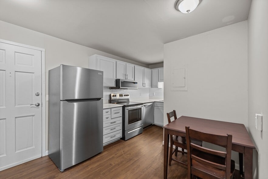 More Photos Of 600 Martin Luther King Jr Blvd, Chapel Hill Apartments For Sale