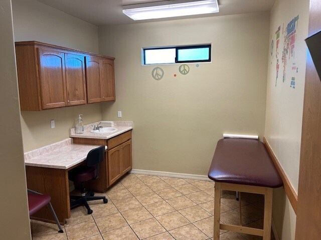 More Photos Of 2851 S Avenue B, Yuma Medical For Lease