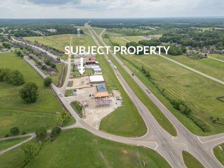 More Photos Of 107 N Lee Dr, Guntown Freestanding For Sale