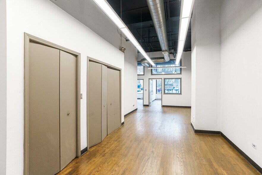 More Photos Of 161 W Harrison St, Chicago Apartments For Sale