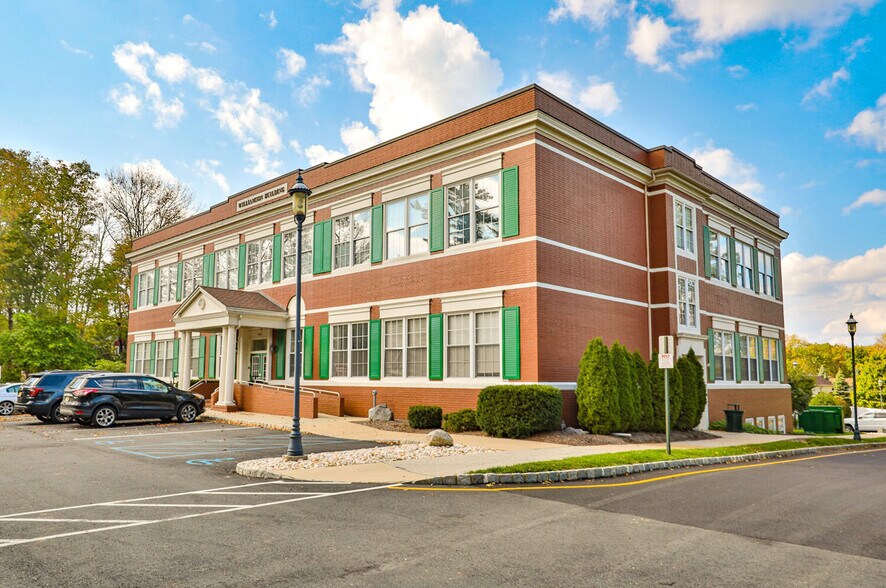 More Photos Of 245 Main St, Chester Medical For Lease
