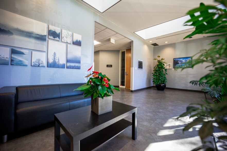 More Photos Of 6746 S Revere Pky, Centennial Office For Lease
