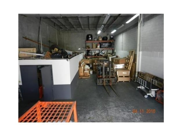 More Photos Of 7030-7038 NW 50th St, Miami Warehouse For Lease