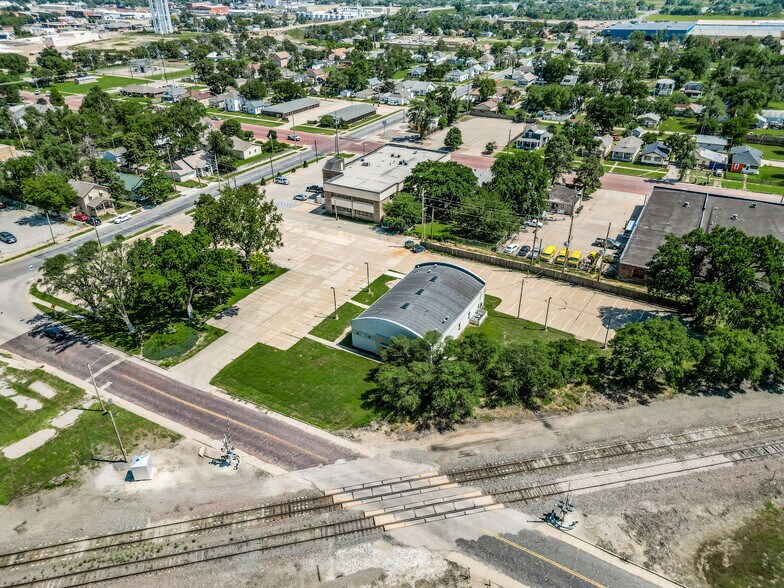 More Photos Of 500 W 1 St Ave, Hutchinson Office For Sale