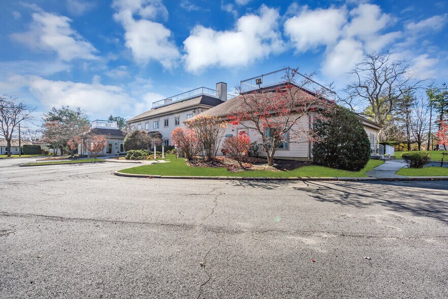 More Photos Of 1 Dag Hammarskjold Blvd, Howell Medical For Lease