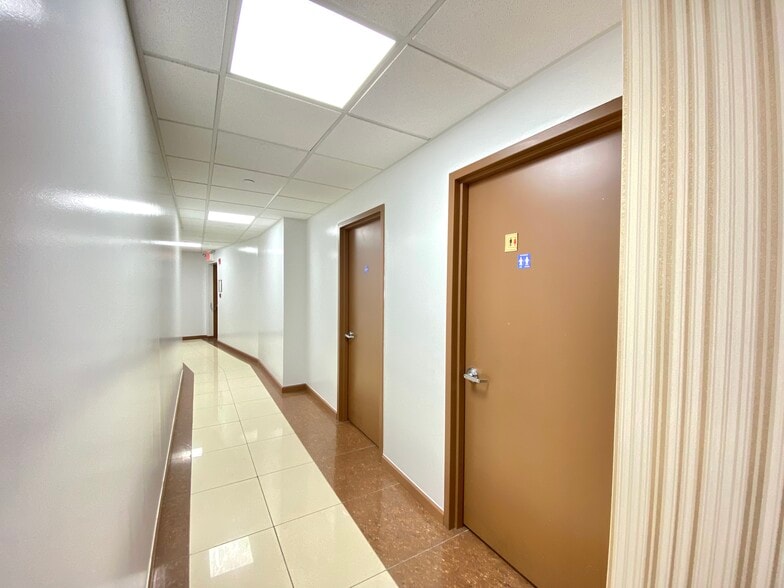 More Photos Of 3636 Prince St, Flushing Apartments For Lease