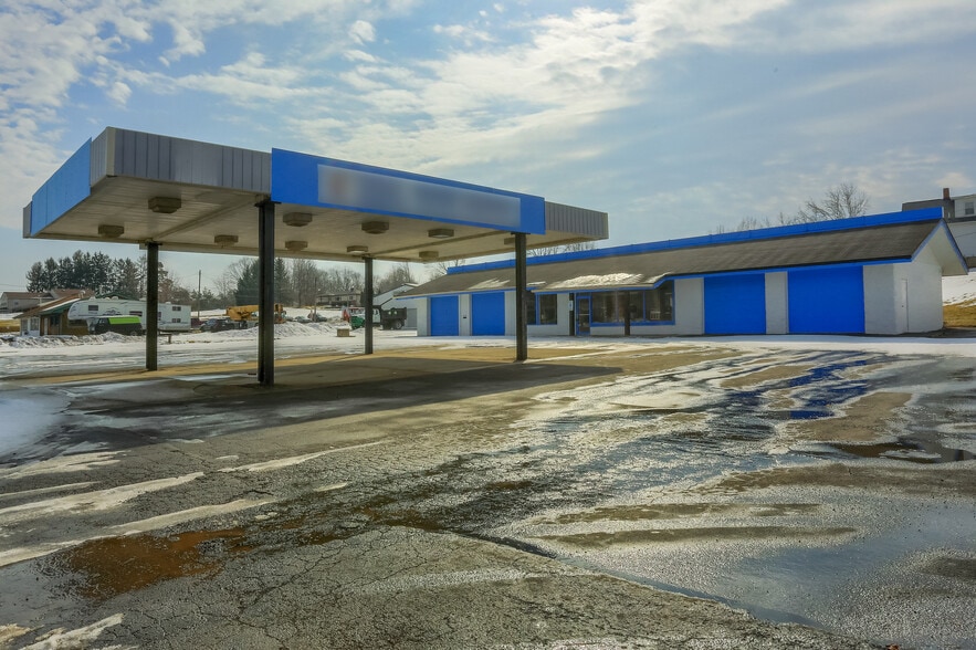 More Photos Of 2608 New Butler Rd, New Castle General Retail For Sale