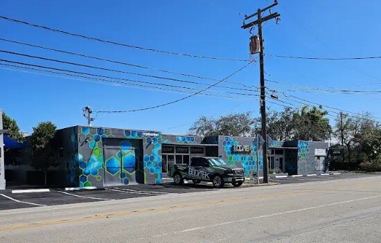 More Photos Of 2212-2216 N Dixie Hwy, Wilton Manors Storefront Retail Office For Lease