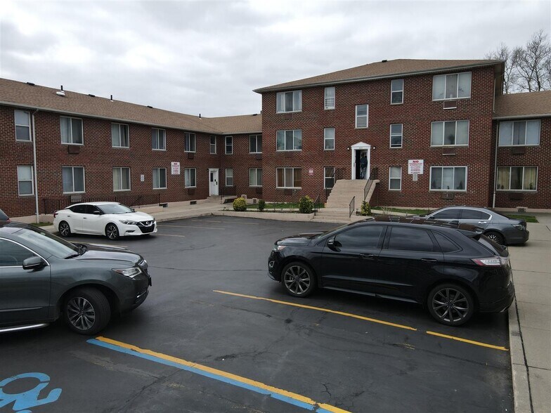 More Photos Of 646-662 Port Richmond Ave, Staten Island Multifamily For Sale