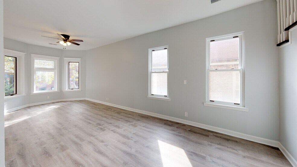 More Photos Of 1460 W Huron St, Chicago Apartments For Sale