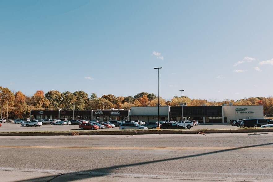 More Photos Of 2708-2710 Mercer Rd, New Castle Unknown For Lease