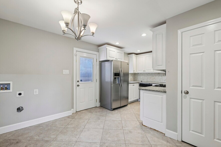 More Photos Of 1952 Wingate Rd, Chamblee Office For Sale