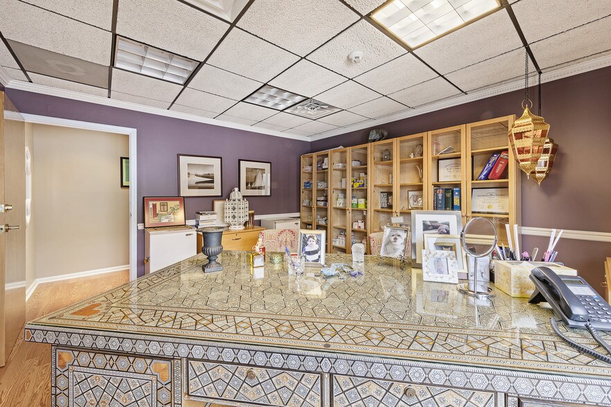 More Photos Of 188 E Bergen Pl, Red Bank Office For Sale