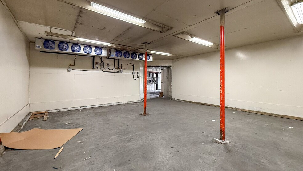 More Photos Of 441 Victoria St W, Kamloops Industrial For Lease