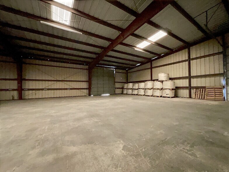 More Photos Of 201 Houston St, George West Warehouse For Lease