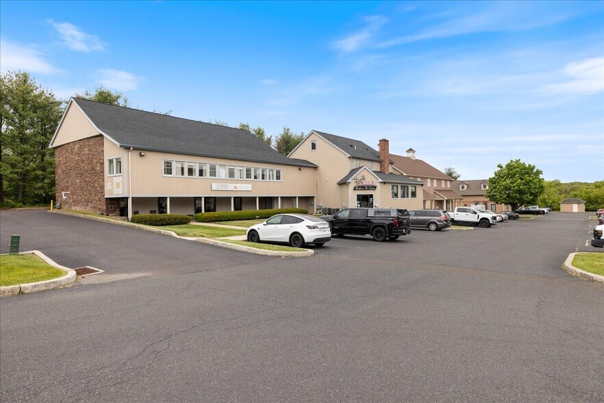 Primary Photo Of 80 Gravel Pike, Red Hill Office For Lease