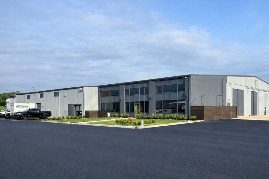 Primary Photo Of 6055 Airline Rd, Arlington Warehouse For Sale