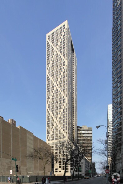 More Photos Of 446-448 E Ontario St, Chicago Office Residential For Lease