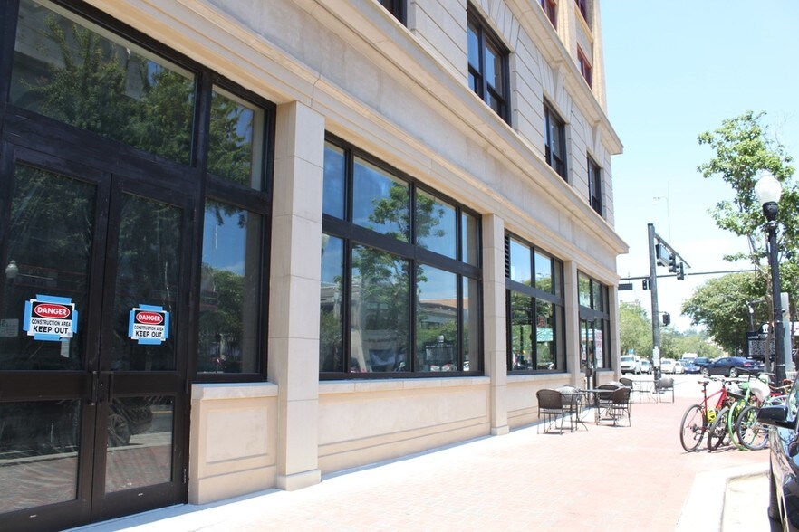 More Photos Of 3 W Garden St, Pensacola Coworking Space