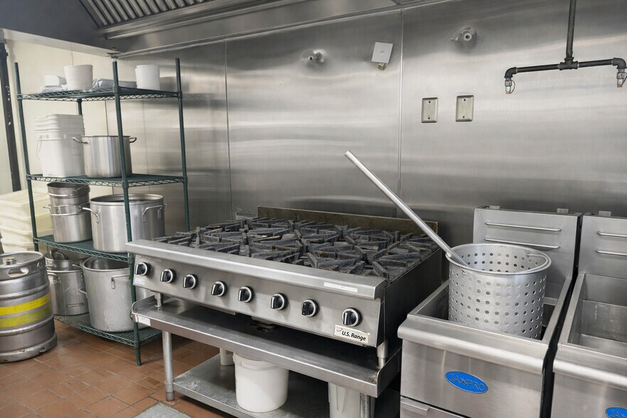 More Photos Of 11620 FM 620 N, Austin Restaurant For Sale