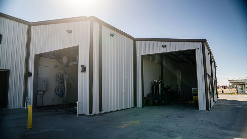 More Photos Of 3720 N Moss Ave, Odessa Carwash For Sale